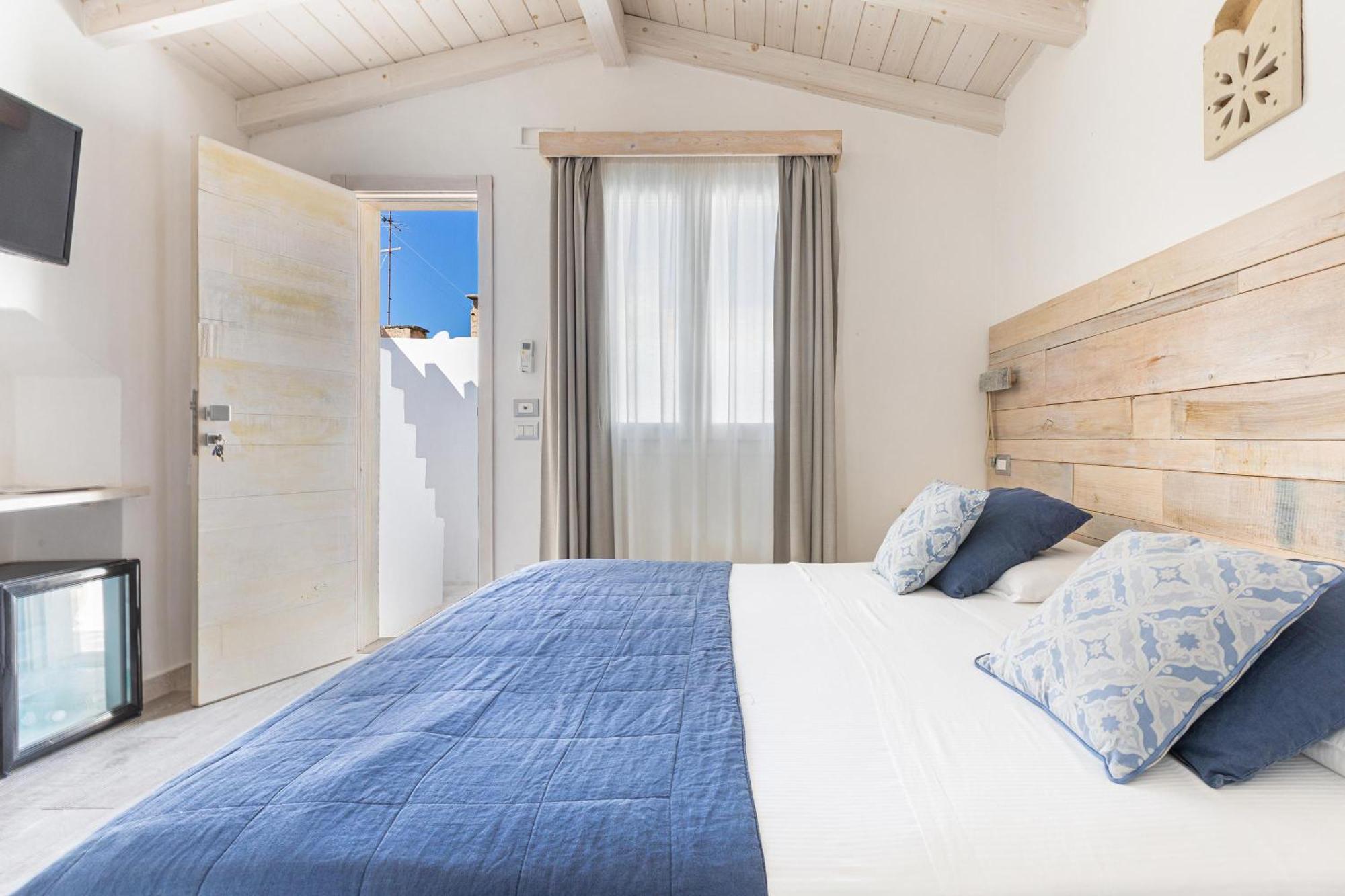 Clara Domus Bed & Breakfast Gallipoli Exterior photo