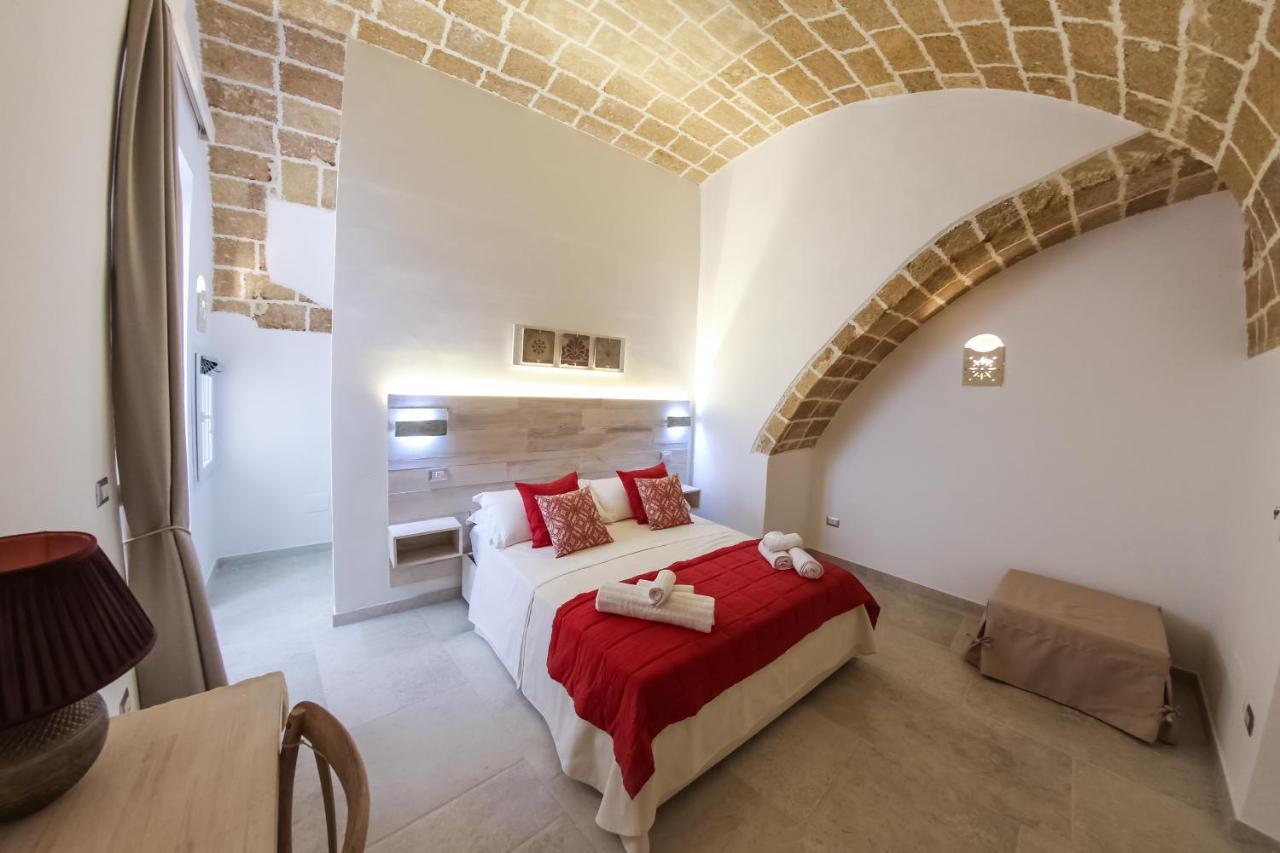 Clara Domus Bed & Breakfast Gallipoli Exterior photo